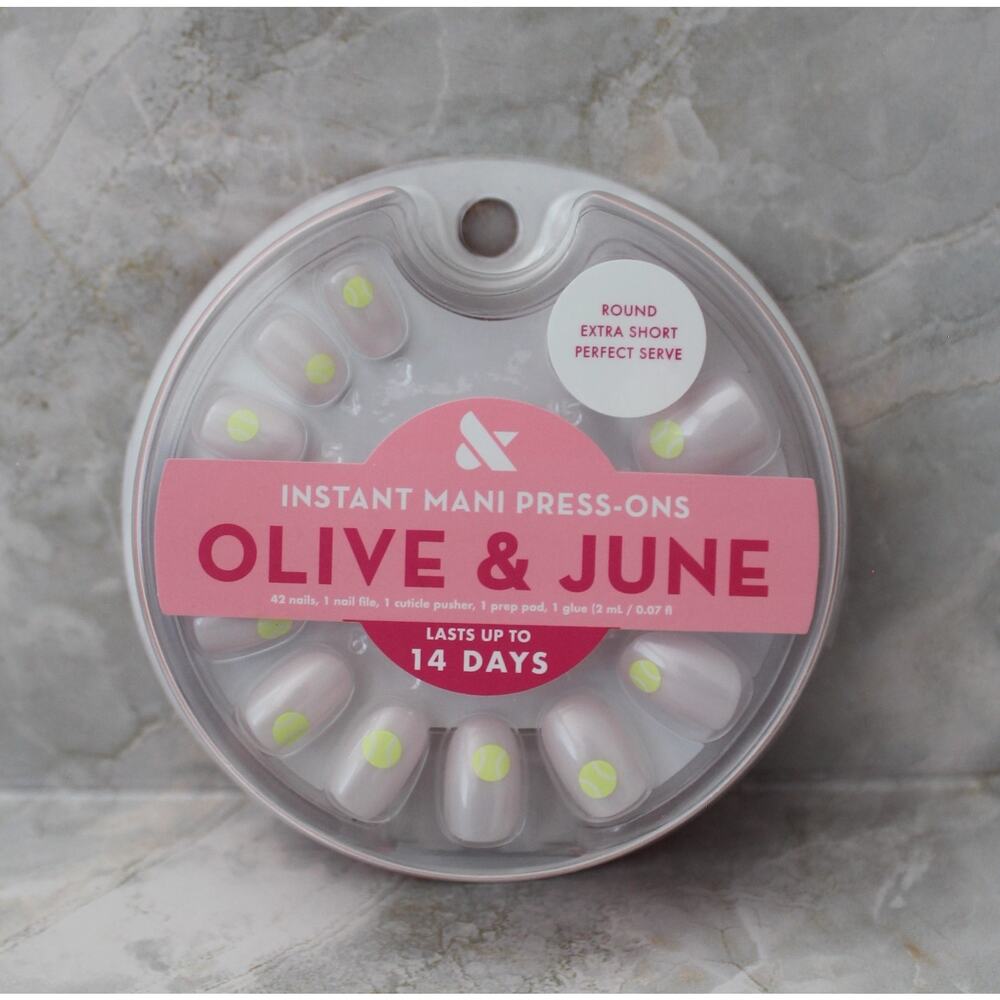 Olive & June Press-On Fake Nails Squoval Perfect Serve NWT